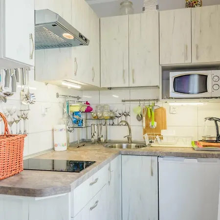 Mierzeja - Lesny Zaulek, *